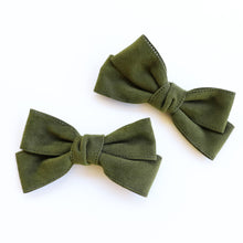 Load image into Gallery viewer, Faux Suede Ribbon Mini Piggies
